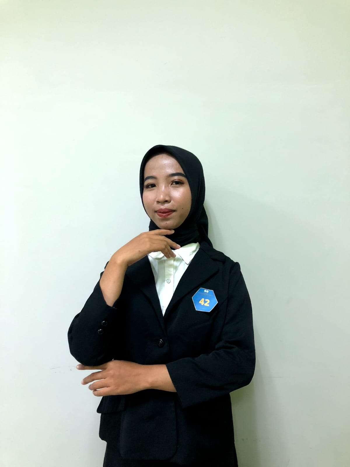 SINDY OLIVIA